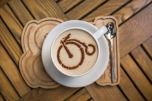 coffee-mug-with-bike-in-foam