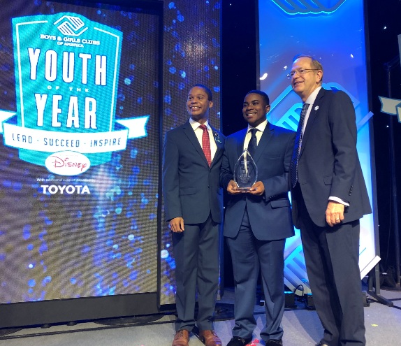Malachi Haynes receives Boys & Girls Clubs' Youth of the Year award at the Regional award ceremony in Dallas, Texas.